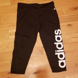 Adidas capri leggings